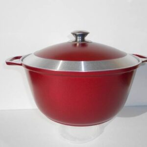 4 L Casserole with lid with external decorative coating. brand Kukmara.