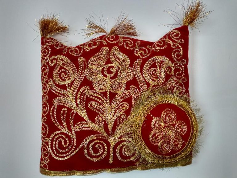 Tea and Coffee Cozy, handmade with a very traditional Uzbek style, Red/Gold. Size: 29x30cm