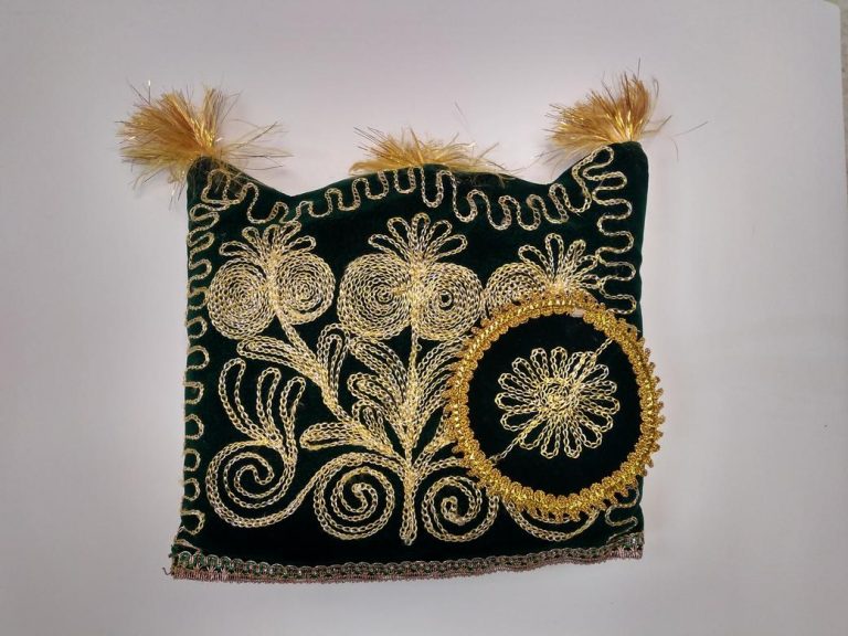 Green/Gold Tea and Coffee Cozy, handmade with a very traditional Uzbek style. Size: 29x30cm