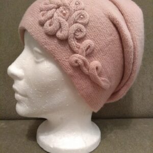 2022 fashion female hat, beret. 60% of wool. Double knit .^