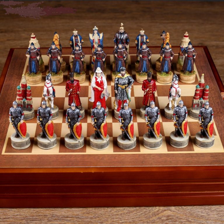 38x38x7cm board. Souvenir chess "Russian-Mongolian yoke", wood/polystone, Шахматы ''Русско-Монгольское Иго".