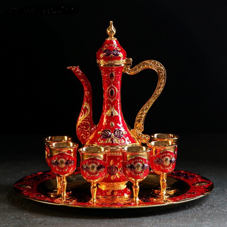 buy in the Uzbek store Kalyna Serving gift set "Red East" Serving set "Red East", 8 items: round tray, 250 ml jug, 25 ml glass, 6 pcs