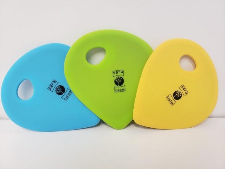 Flexible plastic silicone Scraper for Bowl or Dough Ph:9054823382 Flexible plastic bowl Scraper/ dough Scraper. made in Italy.