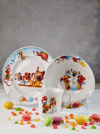 set of 3 Organic porcelain dishes"Mischievous family in the circus" for children's. from Dulevo porcelain factory.