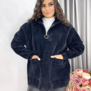 size:L-4LX(50-56 rus).Quality fashionable Alpaca cardigans with a zipper with a hood. Composition: 65% alpaca wool 35% elastane.