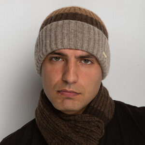 Caps, Hat knitted from Mongolia. 100% of cashmere.
