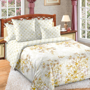 "DOUBLE" size of 4 pc set.  Duvet cover (1pc)-147 * 212cm,  Sheet (1pc)-150 * 212cm, Pillowcase (2pc)-50 * 70cm.