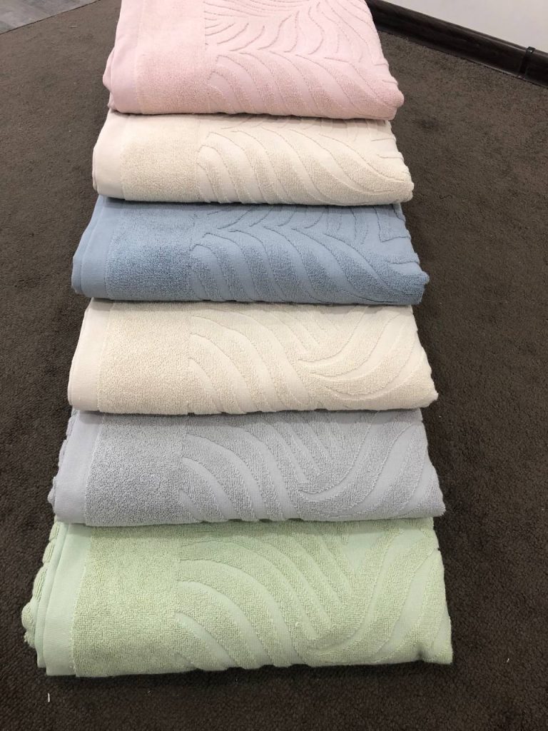 Terry sheets 100 % cotton. King size:200*220cm. Pattern in Assortment.