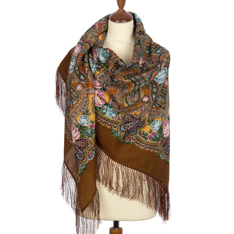 Pavlovo-Posad Shawl "Evening at the estate"100% Wool. Size 146*146. Author: Jukova Elena