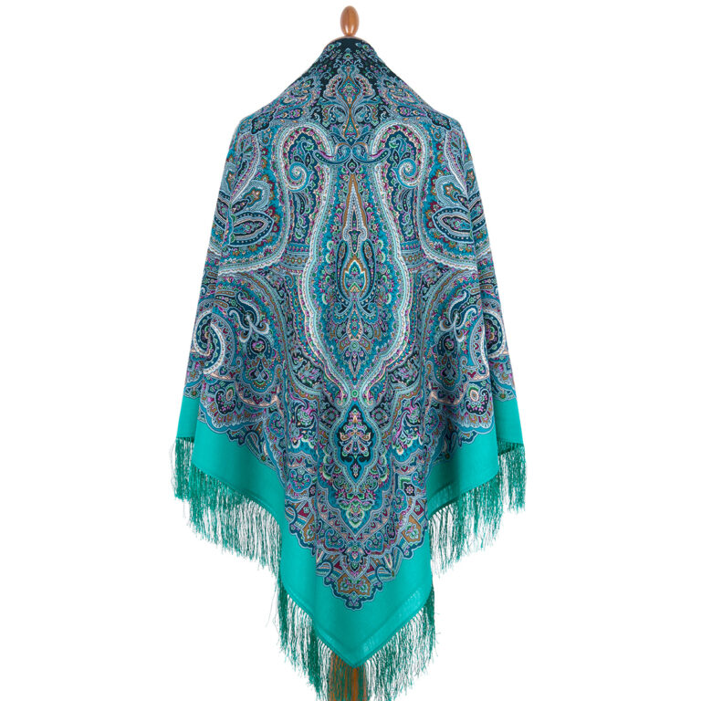 Pavlovo-Posad Shawl "Troicino utro"100% Wool. Size 146*146. Author: Jukova Elena