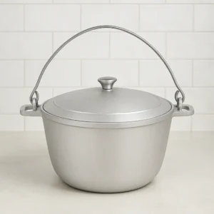 kazan with a sturdy hanging handle